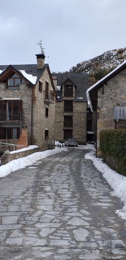 Apartamento Casa Pueyo El Pueyo de Jaca Luaran gambar