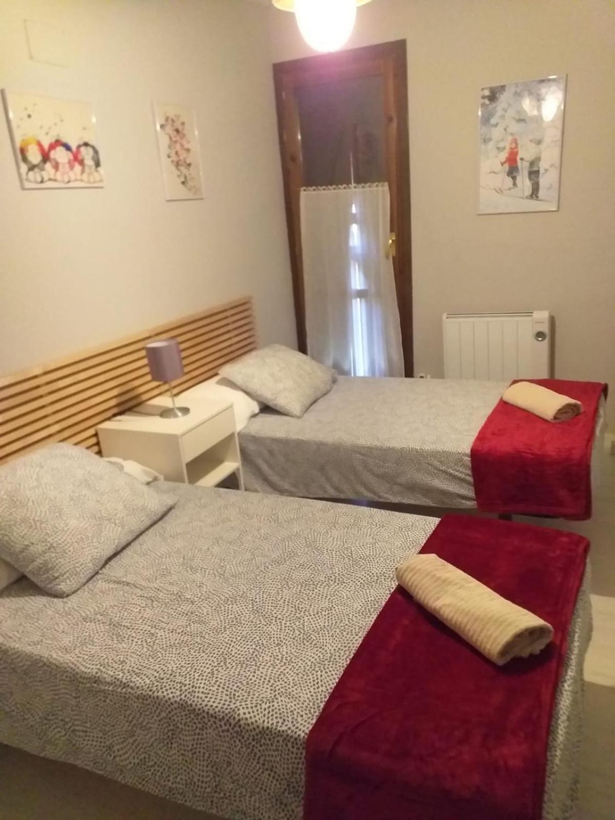 Apartamento Casa Pueyo El Pueyo de Jaca Luaran gambar